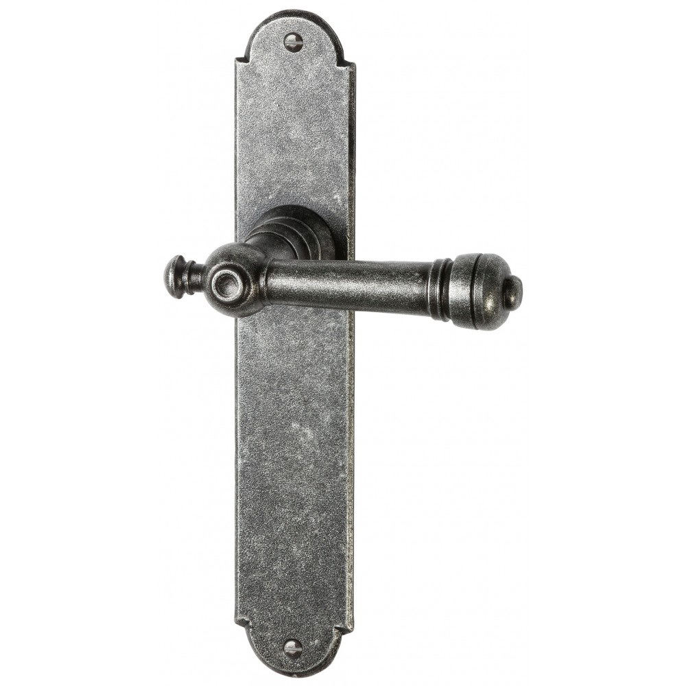 Zimmertürgarnitur aus Schmiedeeisen